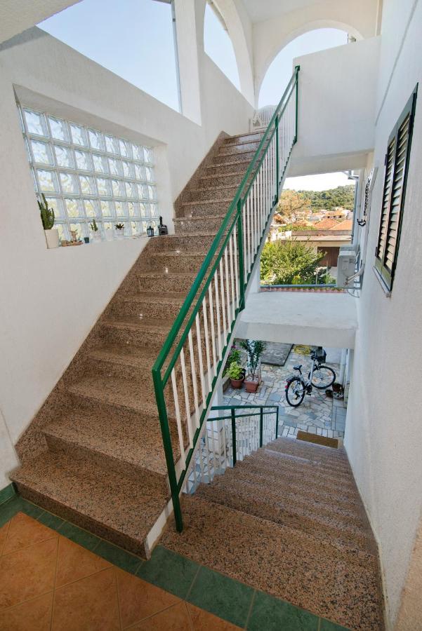 Apartmani I Sobe Josica Jezera Exterior foto
